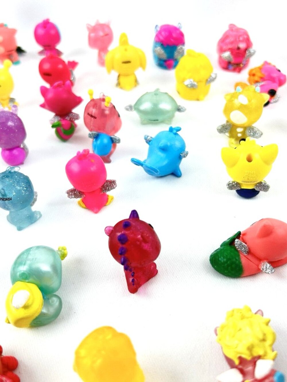 Hatchimals Colleggtibles Large Lot Figures + Unicornix Glide - Picture 10 of 16
